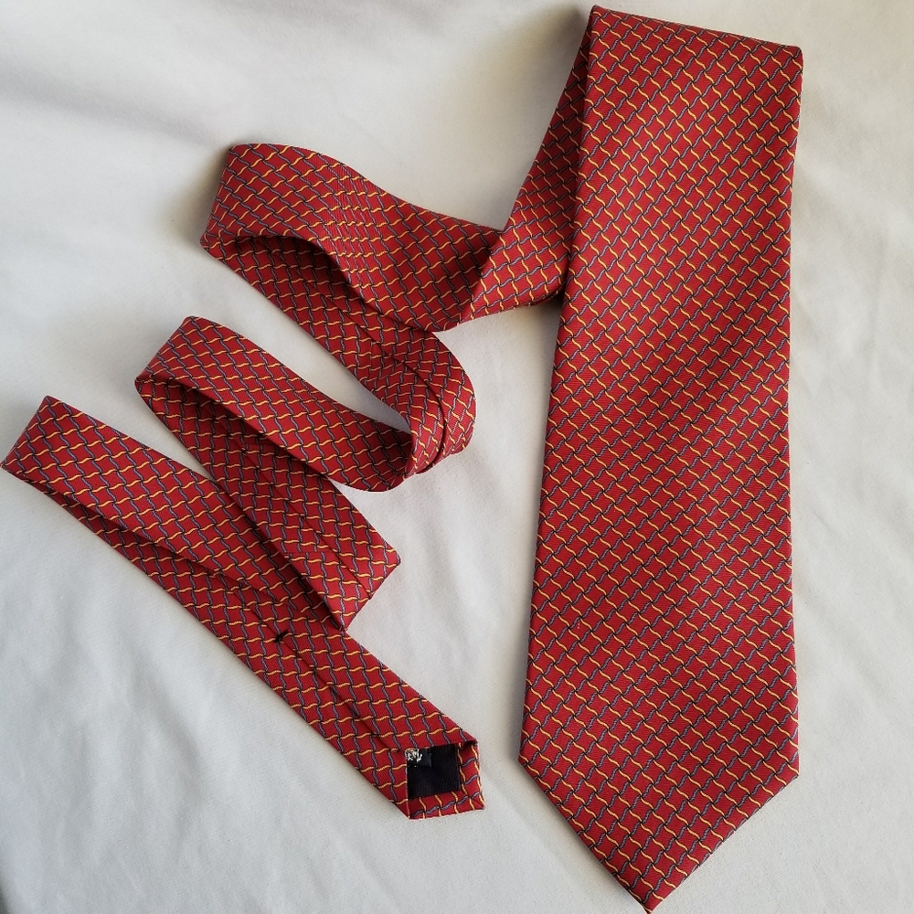 BURBERRYS LONDON 100% Silk Tie red yellow blue